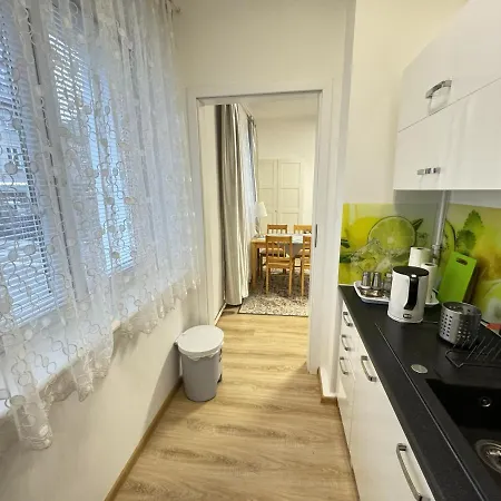 Centre, Cozy 1 Maja St. 公寓 *